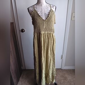 ❤️Blush Sage Green Crochet Maxi Dress